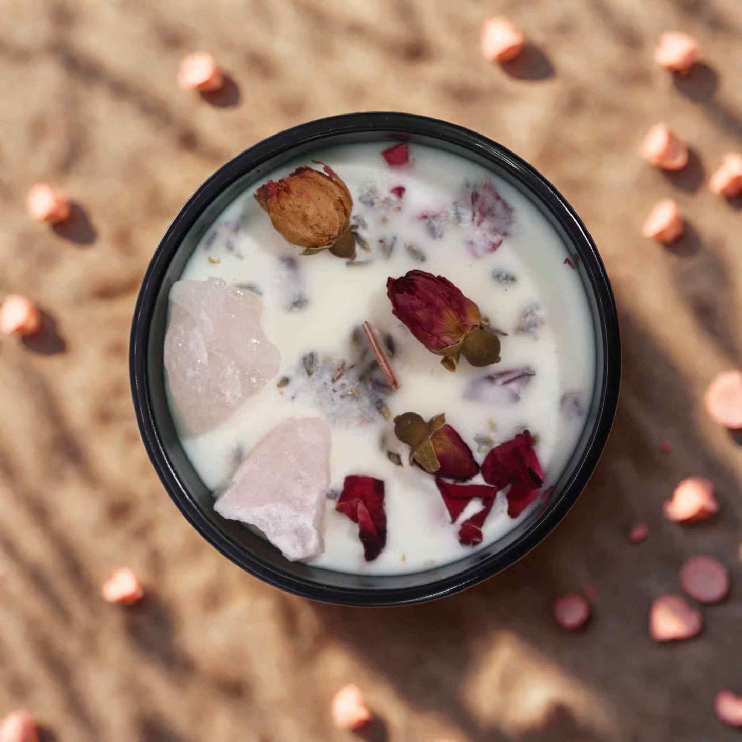 Bougie fleurs séchées quartz rose parfum prairie rose création artisanale Art du Tibet