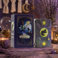 Boîte fermée du jeu de tarot Witch Tarot avec illustration de sorcière et lune