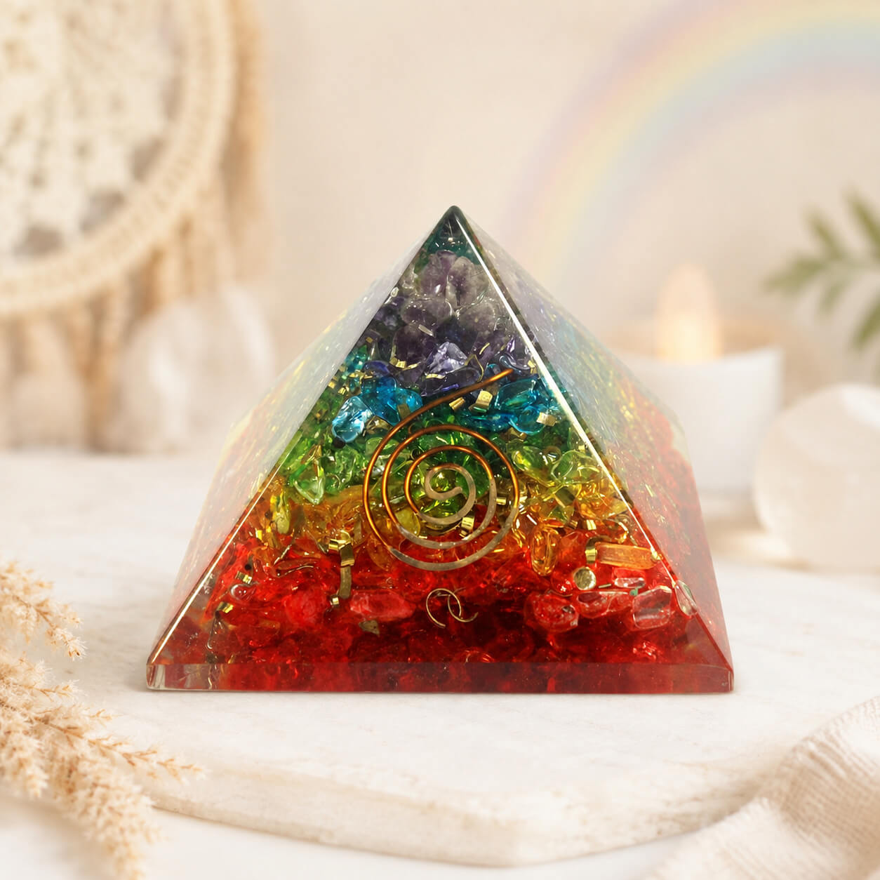 Pyramide Orgonite Chakra Multicolore 7cm