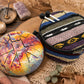 Tongue drum volcanique 14cm avec sa housse de transport ethnique et son ambiance encens.